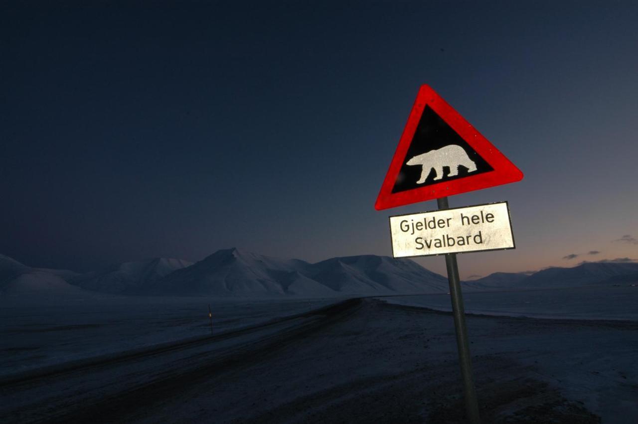 Basecamp Hotel Longyearbyen Exterior photo